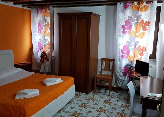 Ca' Del Sol Bed & Breakfast Venezia